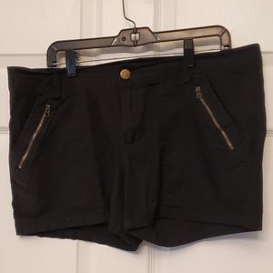 Blk cotton shorts..very comfortable sz 16..faded glory